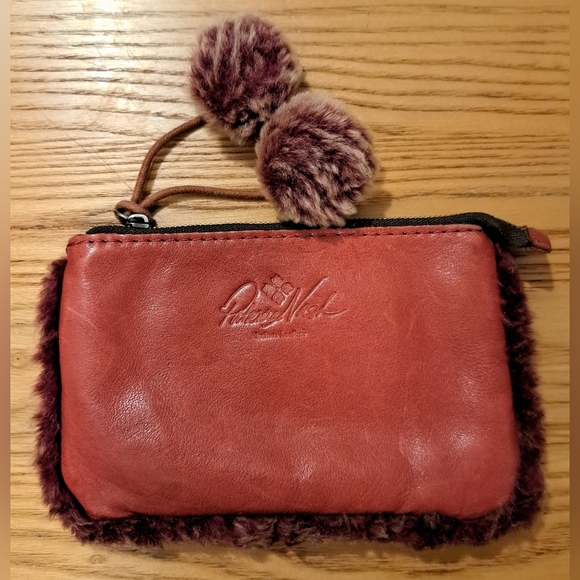 Patricia Nash Handbags - EUC Patricia Nash Burgundy Italian Sheepskin & Sherpa Casual Clutch Purse Bag